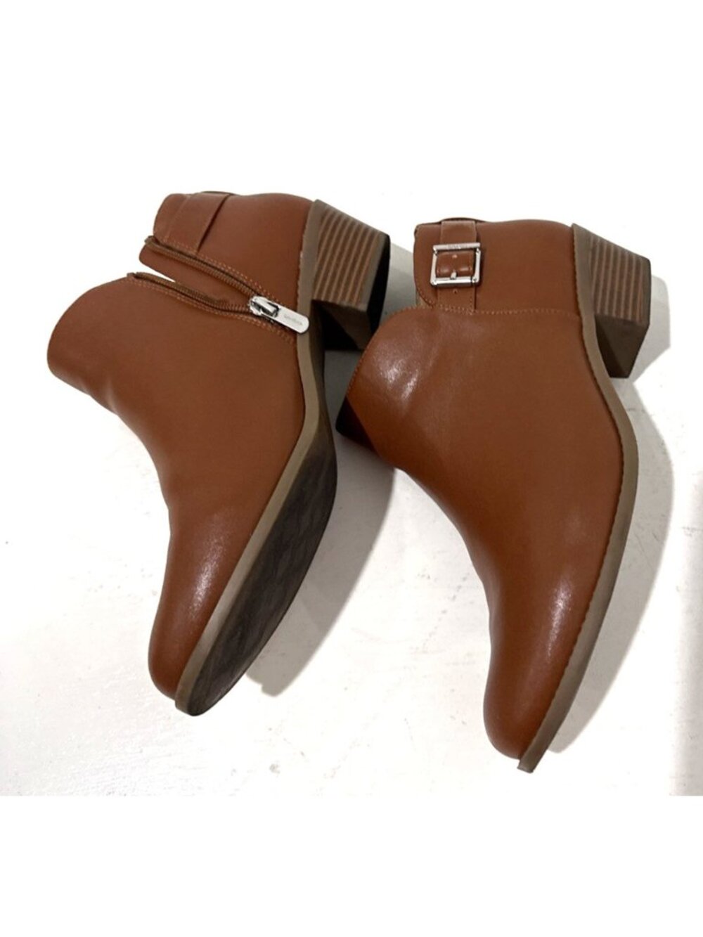 Vionic Millie Booties Brown Leather Almond Toe Ankle Boots Womens Size 10W - Picture 4 of 8